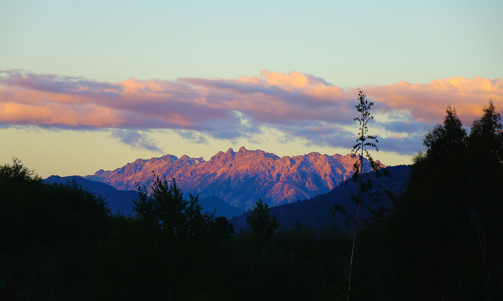 Sony Cyber-shot DSC-RX10 II sample photo. Rock at dawn photography