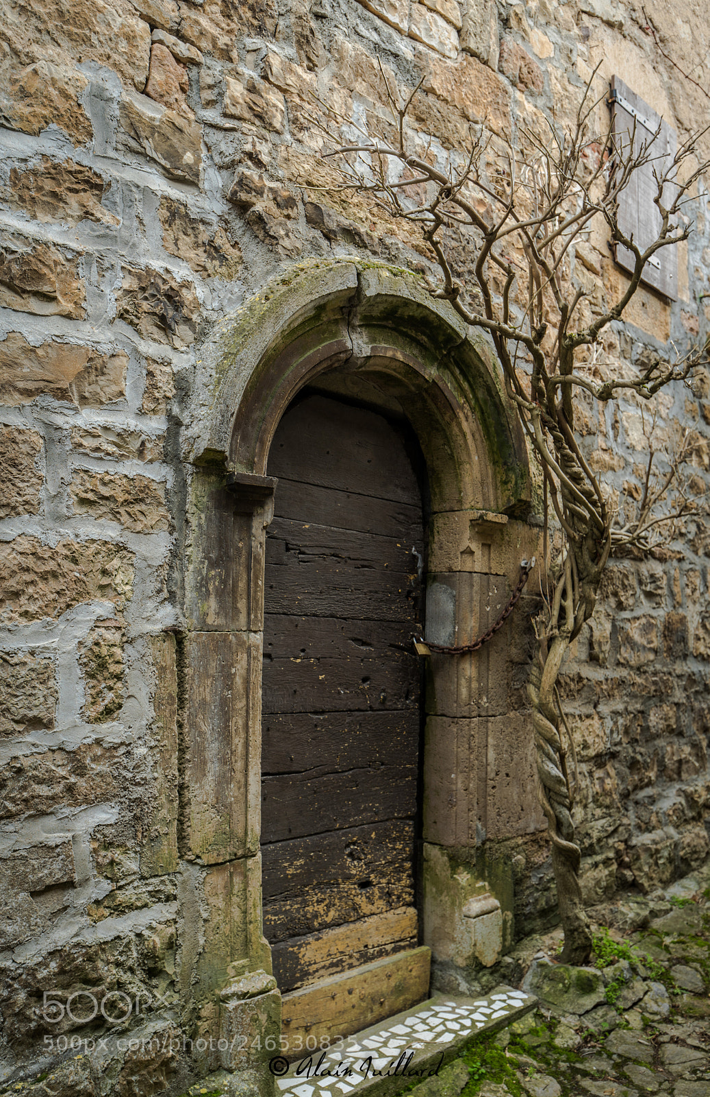 Canon EOS 6D Mark II sample photo. M di val door photography