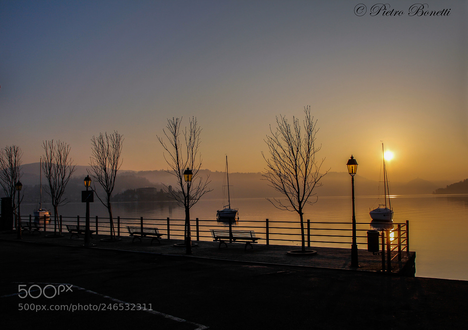 Canon EOS 60D sample photo. Piazza belle vista photography