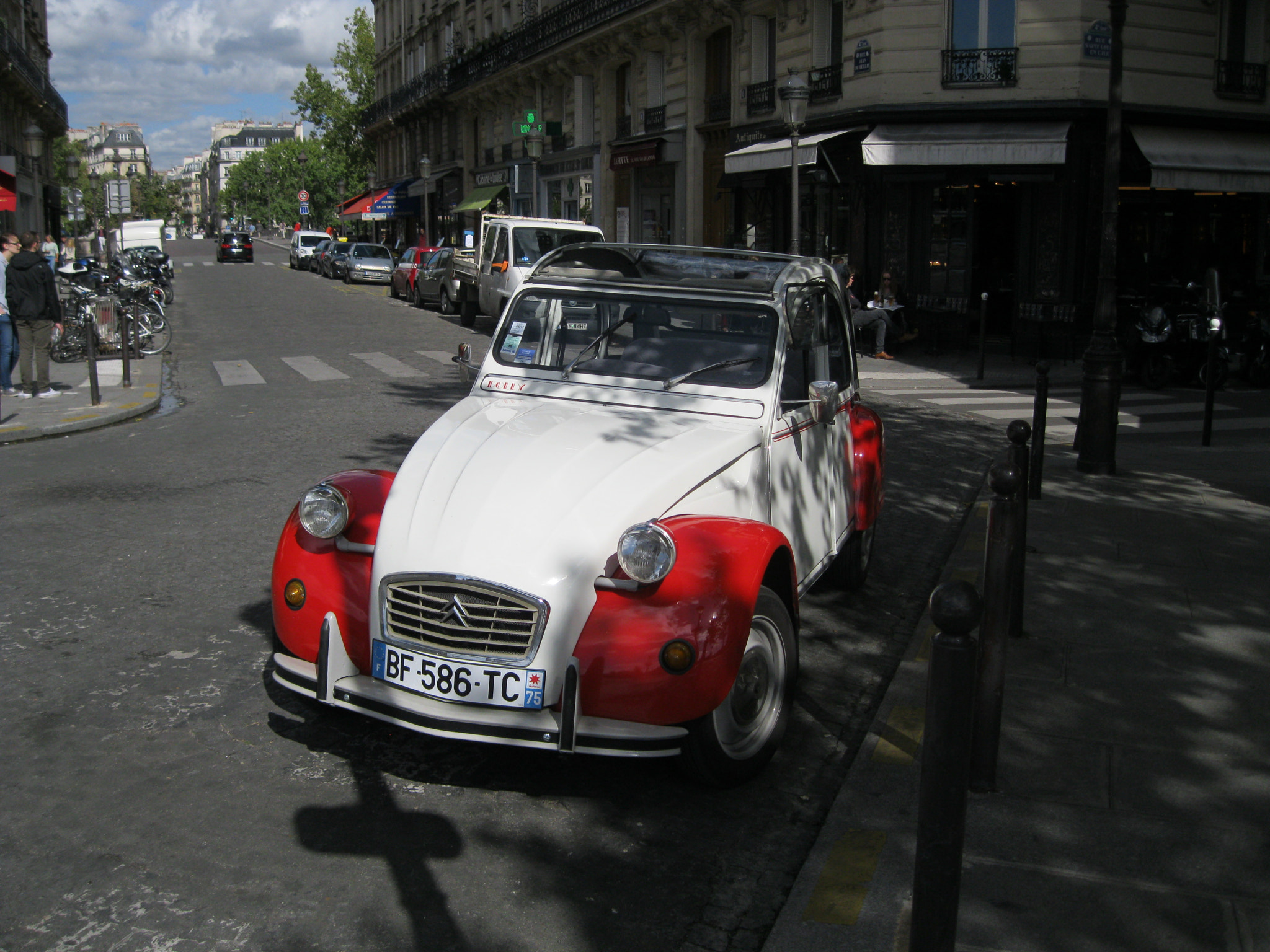 Canon PowerShot A3100 IS sample photo. Paris  photography