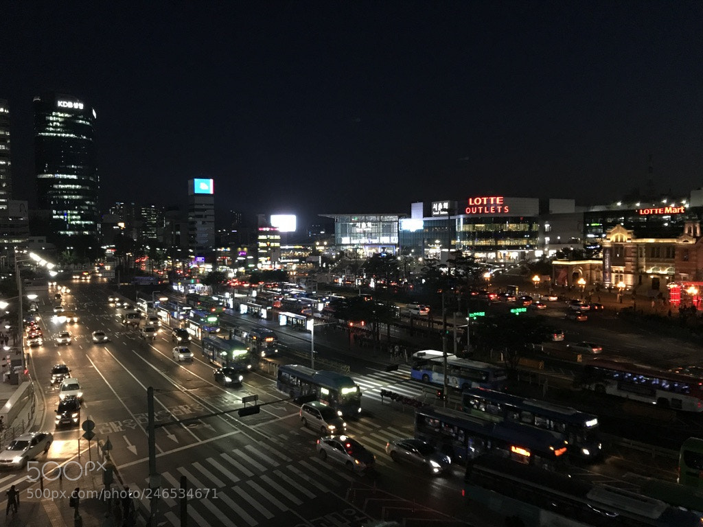 Apple iPhone 7 sample photo. Night of seoul photography