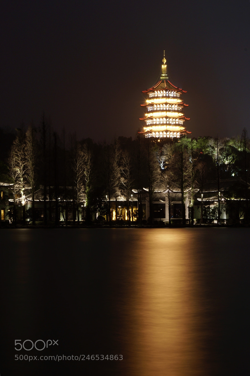 Sony a6500 sample photo. 西湖美景，雷峰塔。 photography
