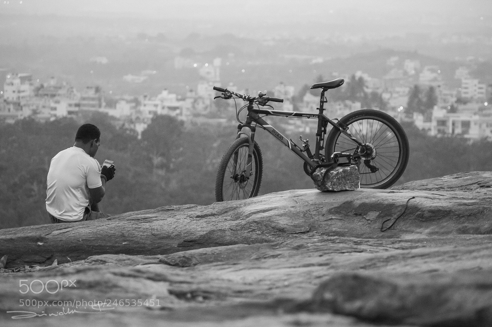 Canon EOS 550D (EOS Rebel T2i / EOS Kiss X4) sample photo. Solace beyond the city photography