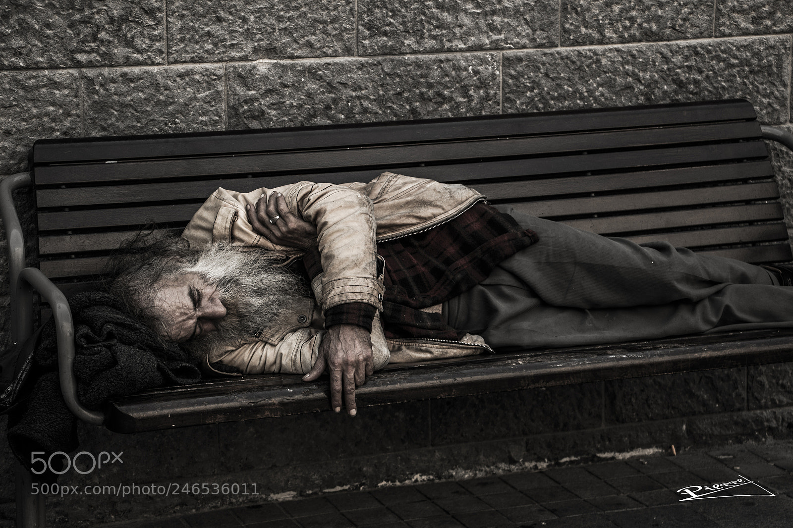 Canon EOS 700D (EOS Rebel T5i / EOS Kiss X7i) sample photo. Homeless sleeping man on photography