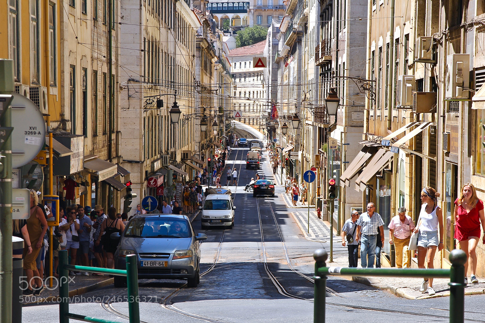 Canon EOS 60D sample photo. Street in midtown lisbon photography