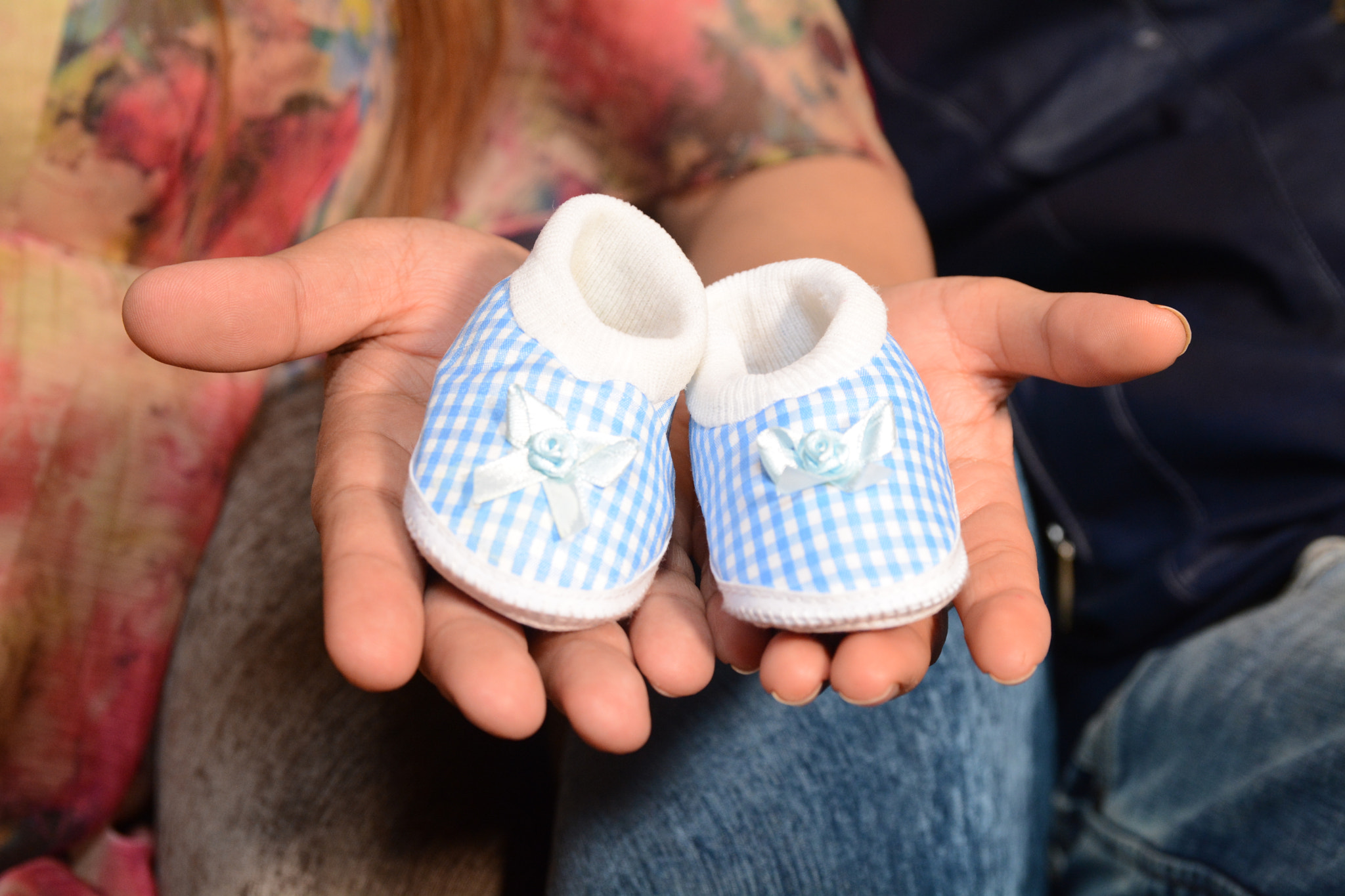 Sigma 17-50mm F2.8 EX DC OS HSM sample photo. Love for newborn photography