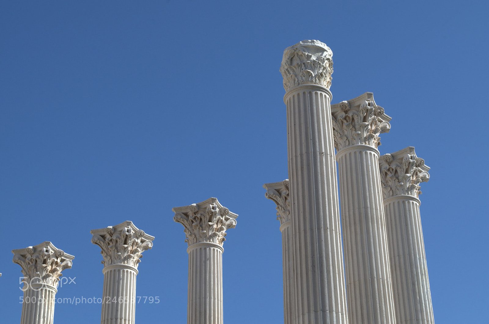 Pentax K-50 sample photo. Roman temple. córdoba photography