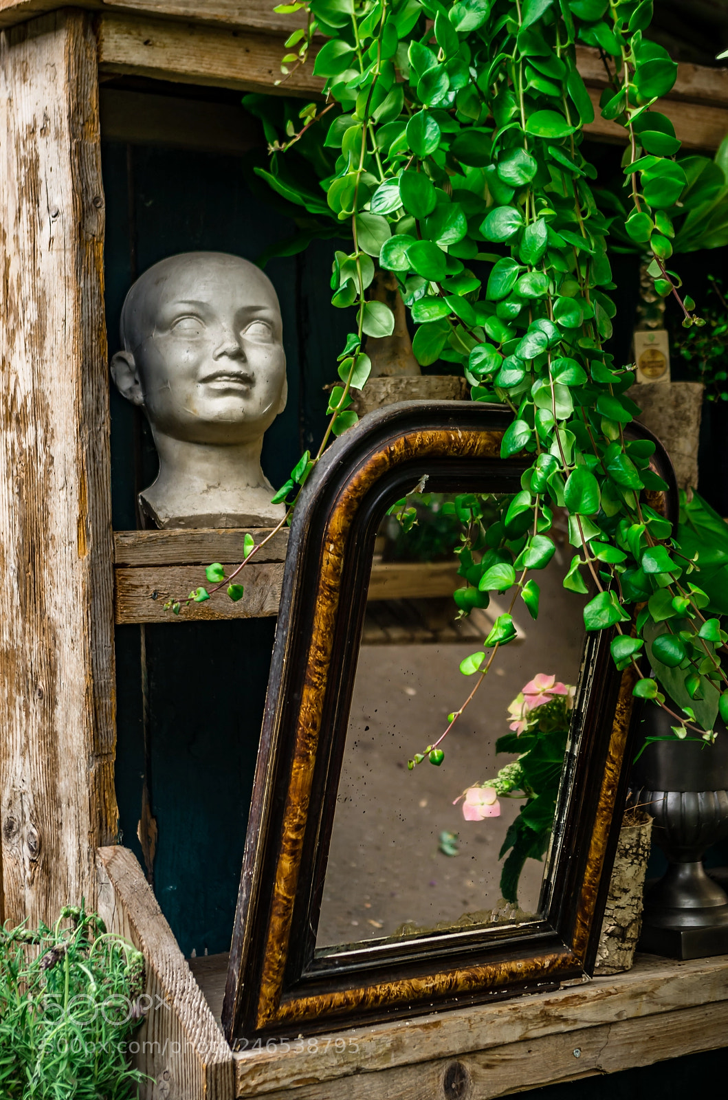 Pentax K-5 sample photo. Paris marketplace photography