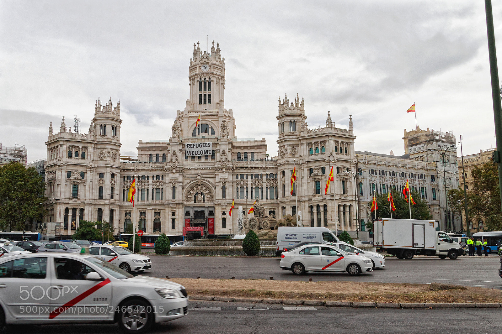 Canon EOS 40D sample photo. Plaza de la cibeles photography
