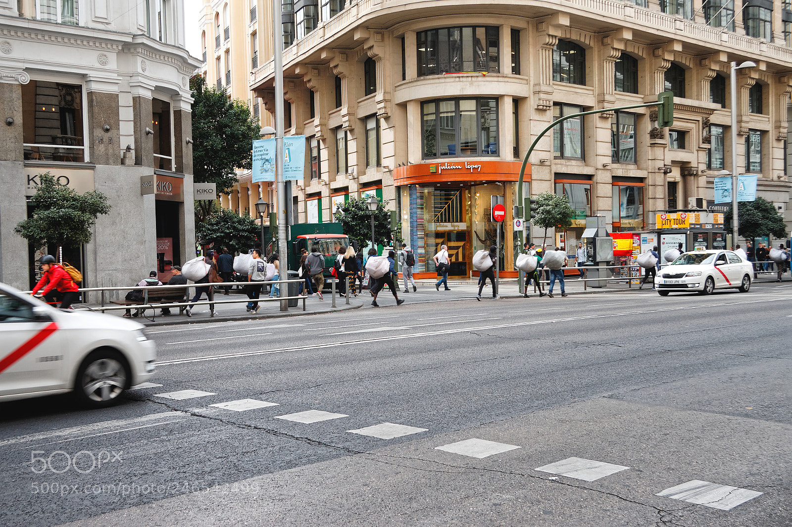 Canon EOS 40D sample photo. Gran via photography