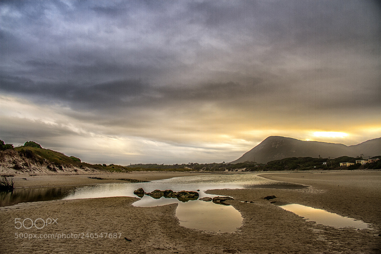 Canon EOS 7D sample photo. Lagoon  storm. photography