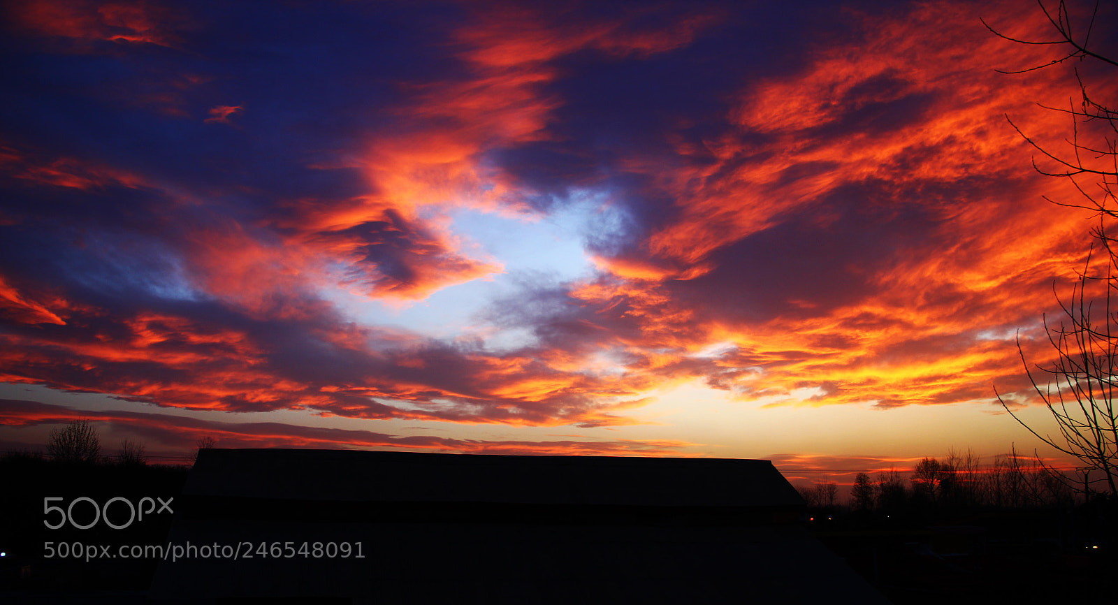Canon EOS 60D sample photo. Wall red photography