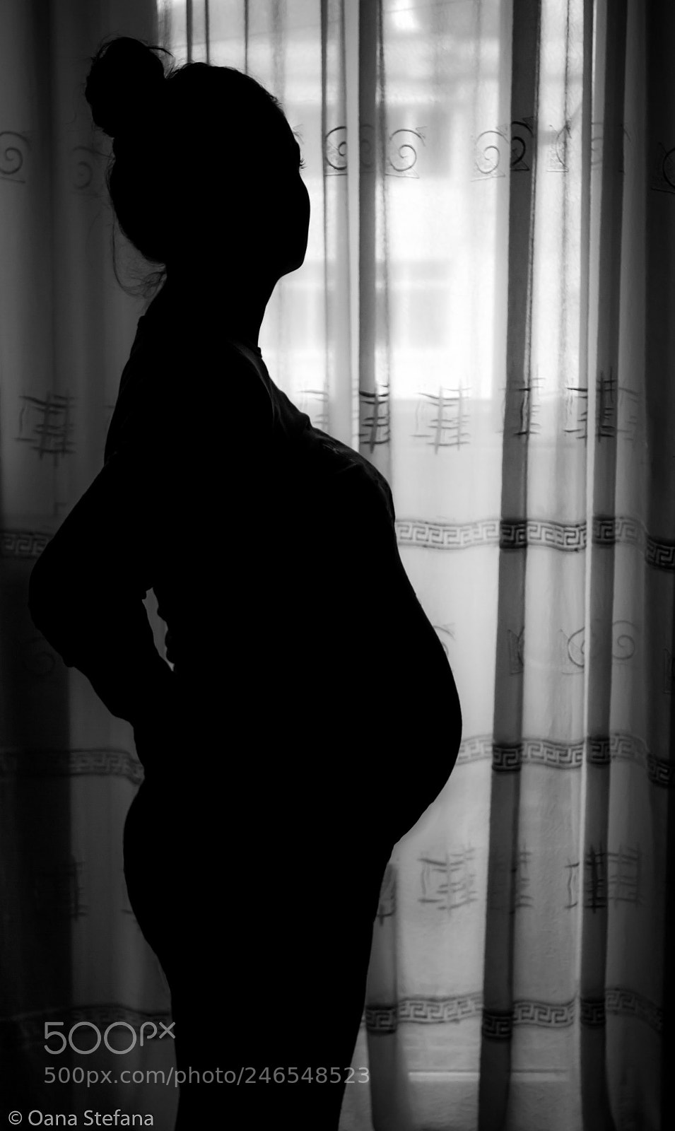 Canon EOS 600D (Rebel EOS T3i / EOS Kiss X5) sample photo. Pregnancy photography