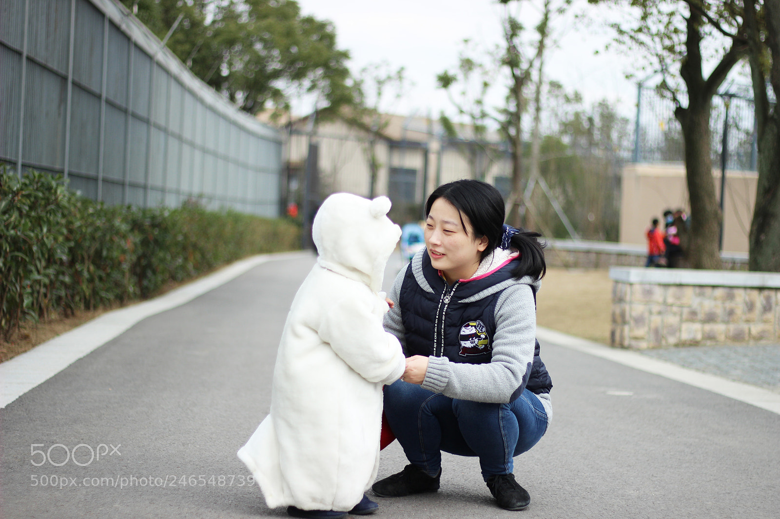 Canon EOS 600D (Rebel EOS T3i / EOS Kiss X5) sample photo. Wife and son photography