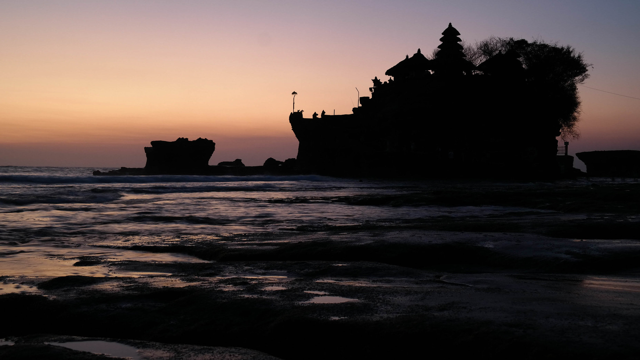 Samsung NX300M sample photo. Sunset at tanah lot, bali photography