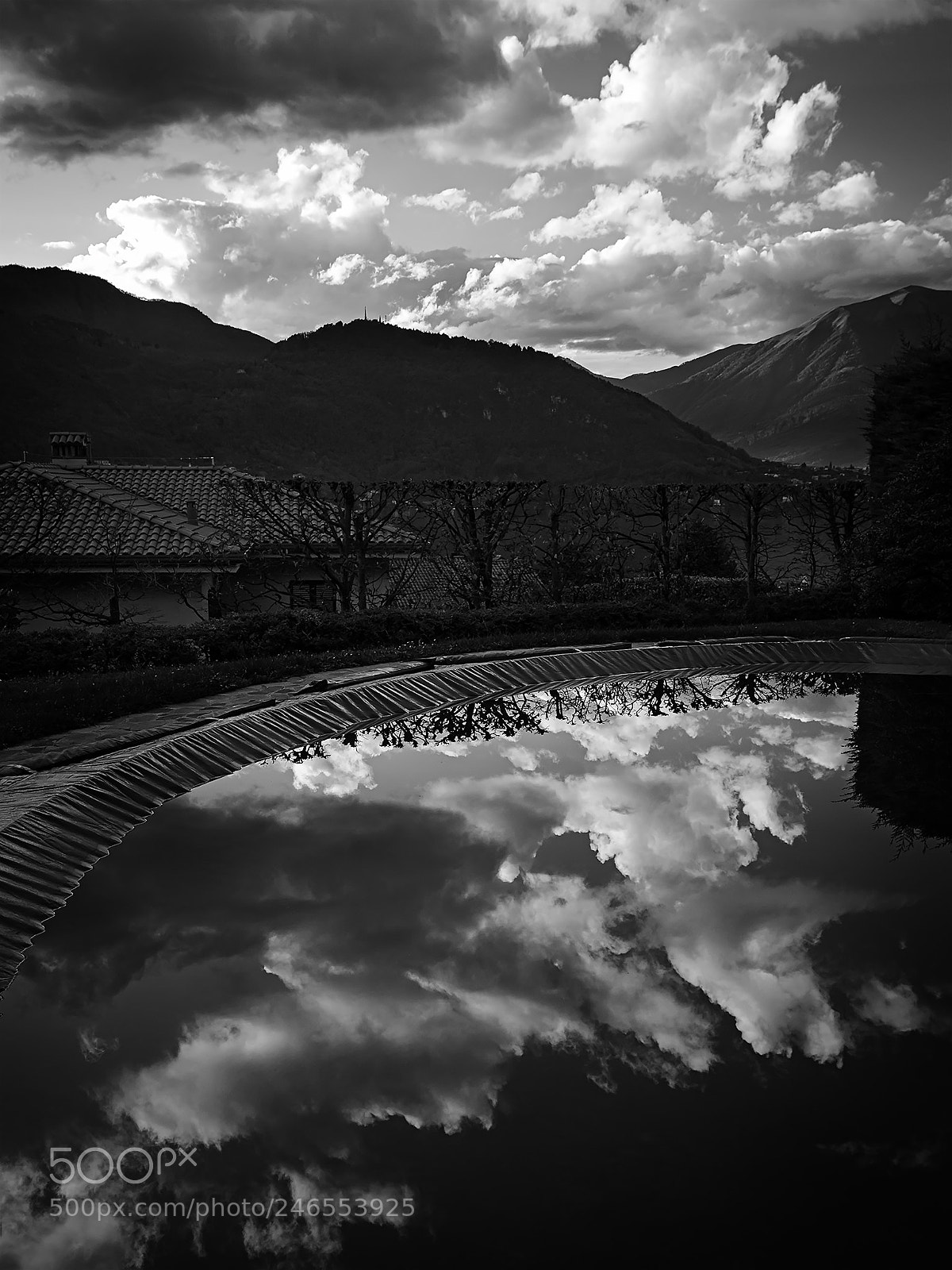Olympus E-3 sample photo. Spiegazioni photography