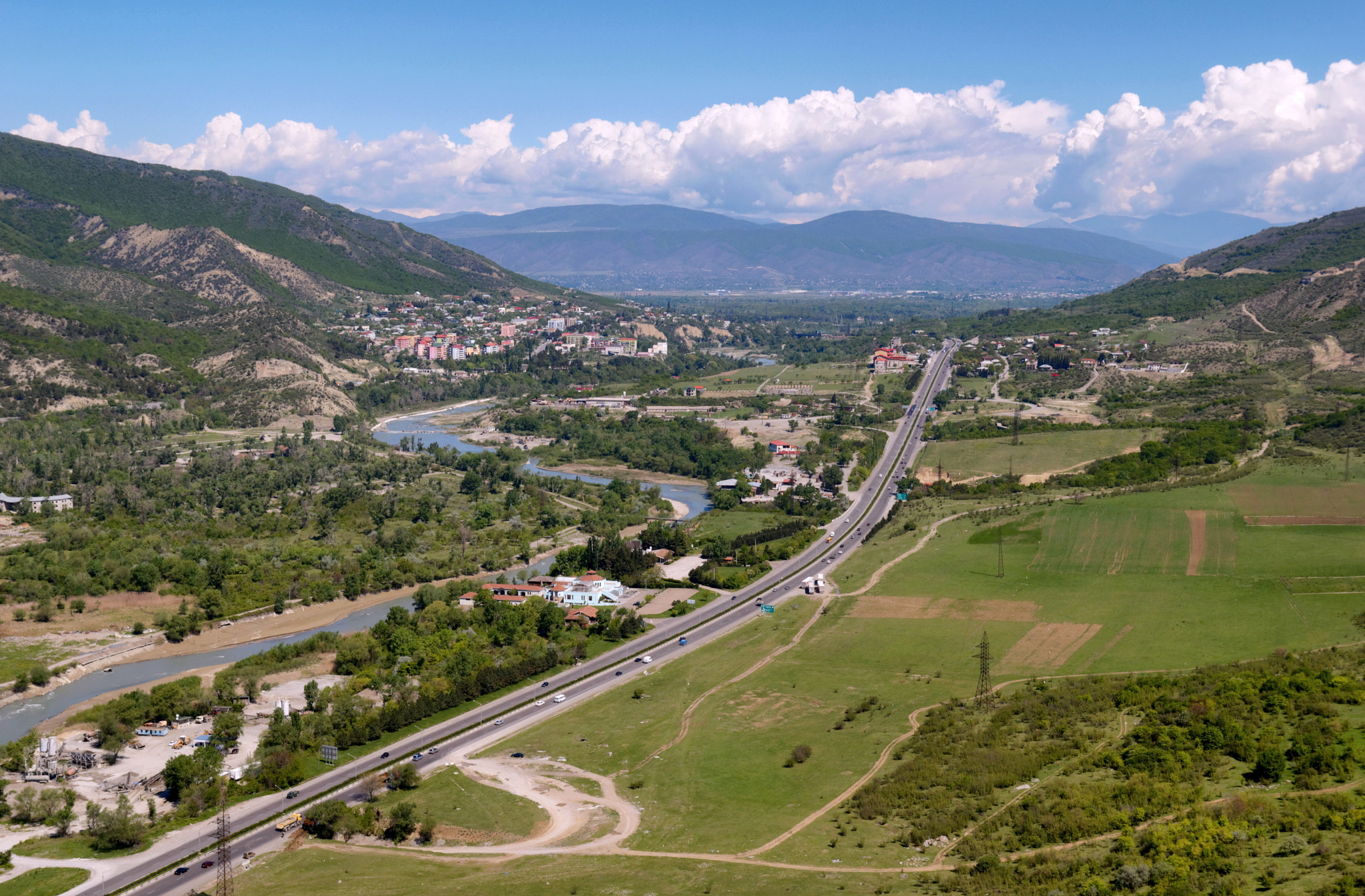 Tamron SP AF 17-50mm F2.8 XR Di II LD Aspherical (IF) sample photo. Georgia. mtskheta photography