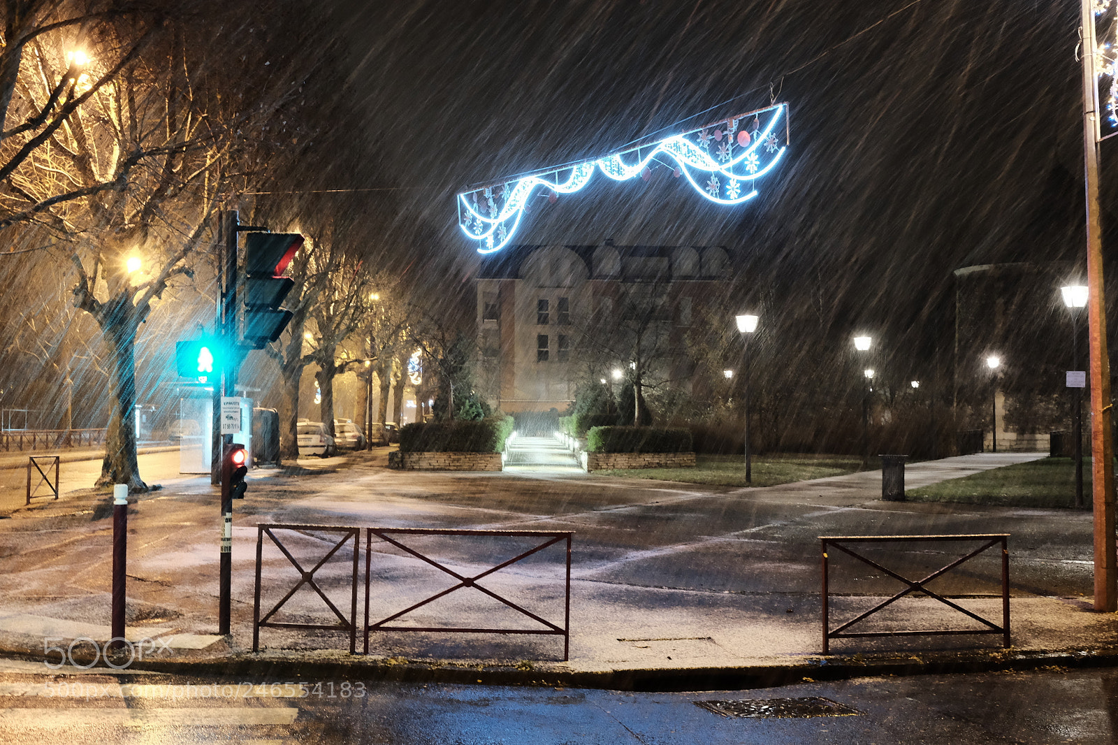 Fujifilm X-T10 sample photo. Noel en ville photography