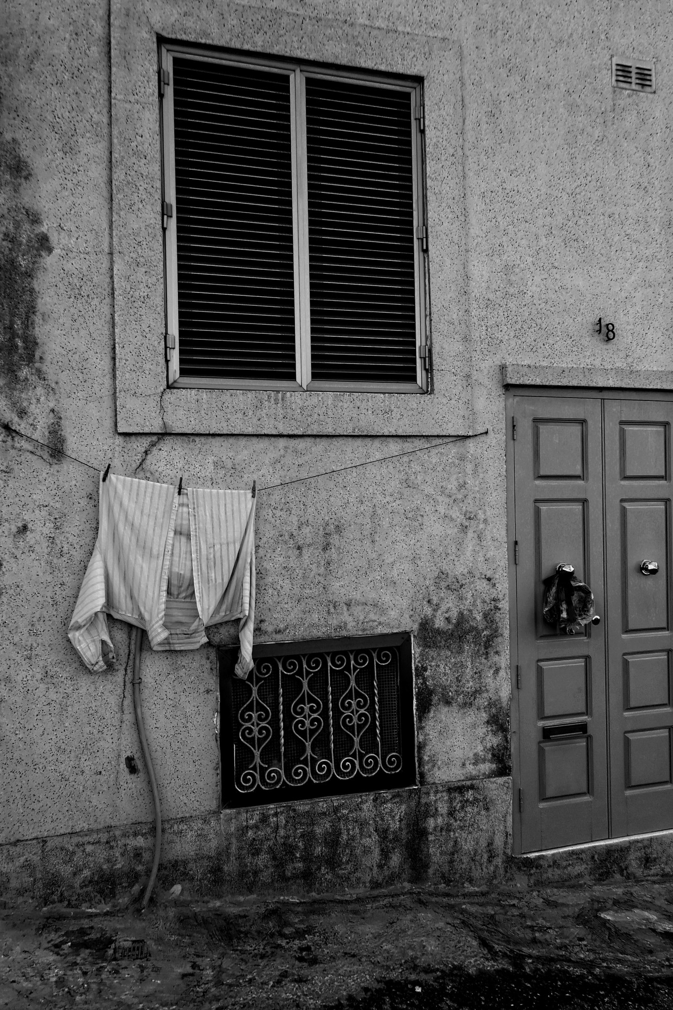 Canon EOS 30D + Canon EF-S 17-85mm F4-5.6 IS USM sample photo. Everyday life in malta photography