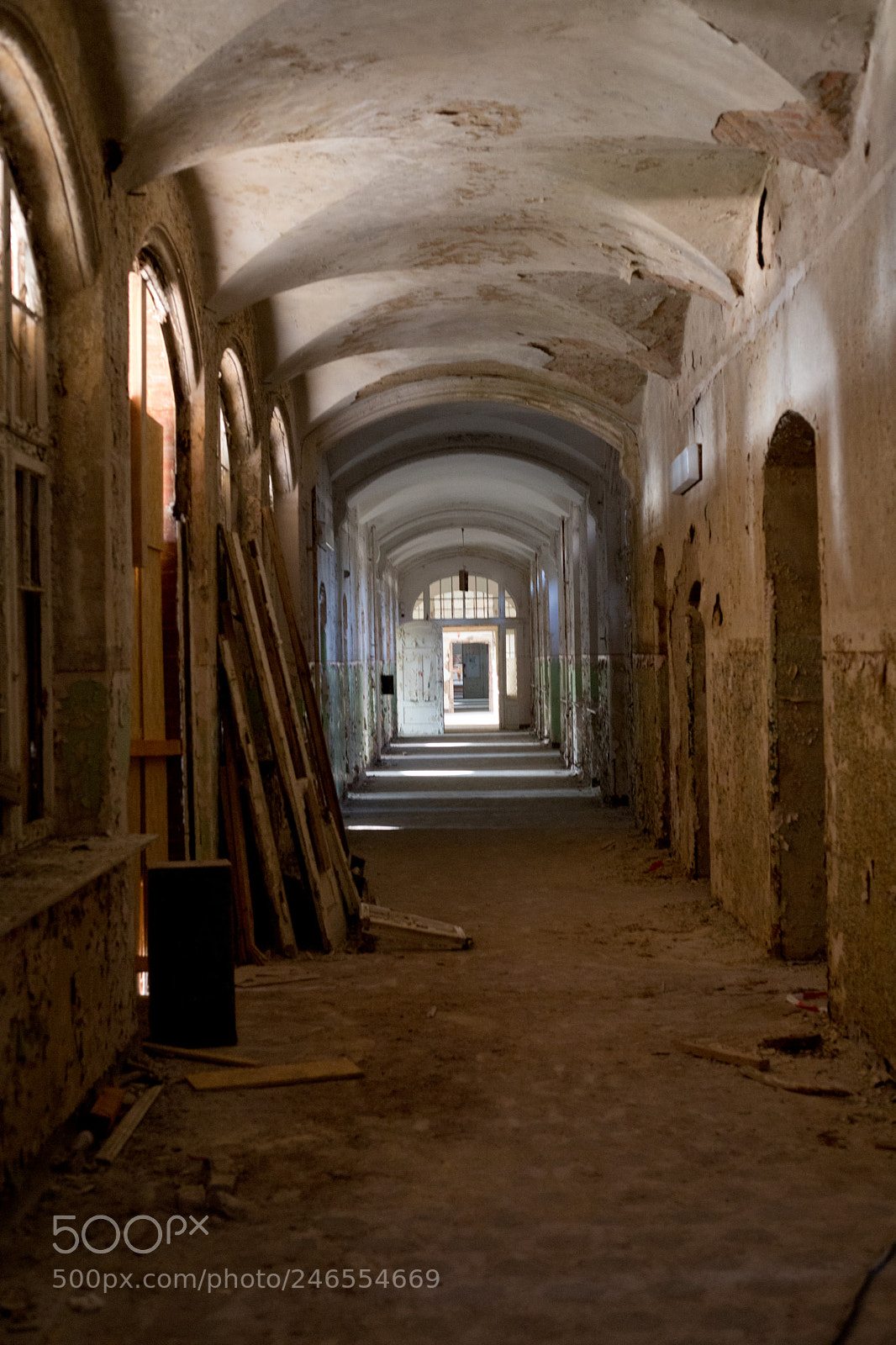 Canon EOS 6D Mark II sample photo. Corridor photography