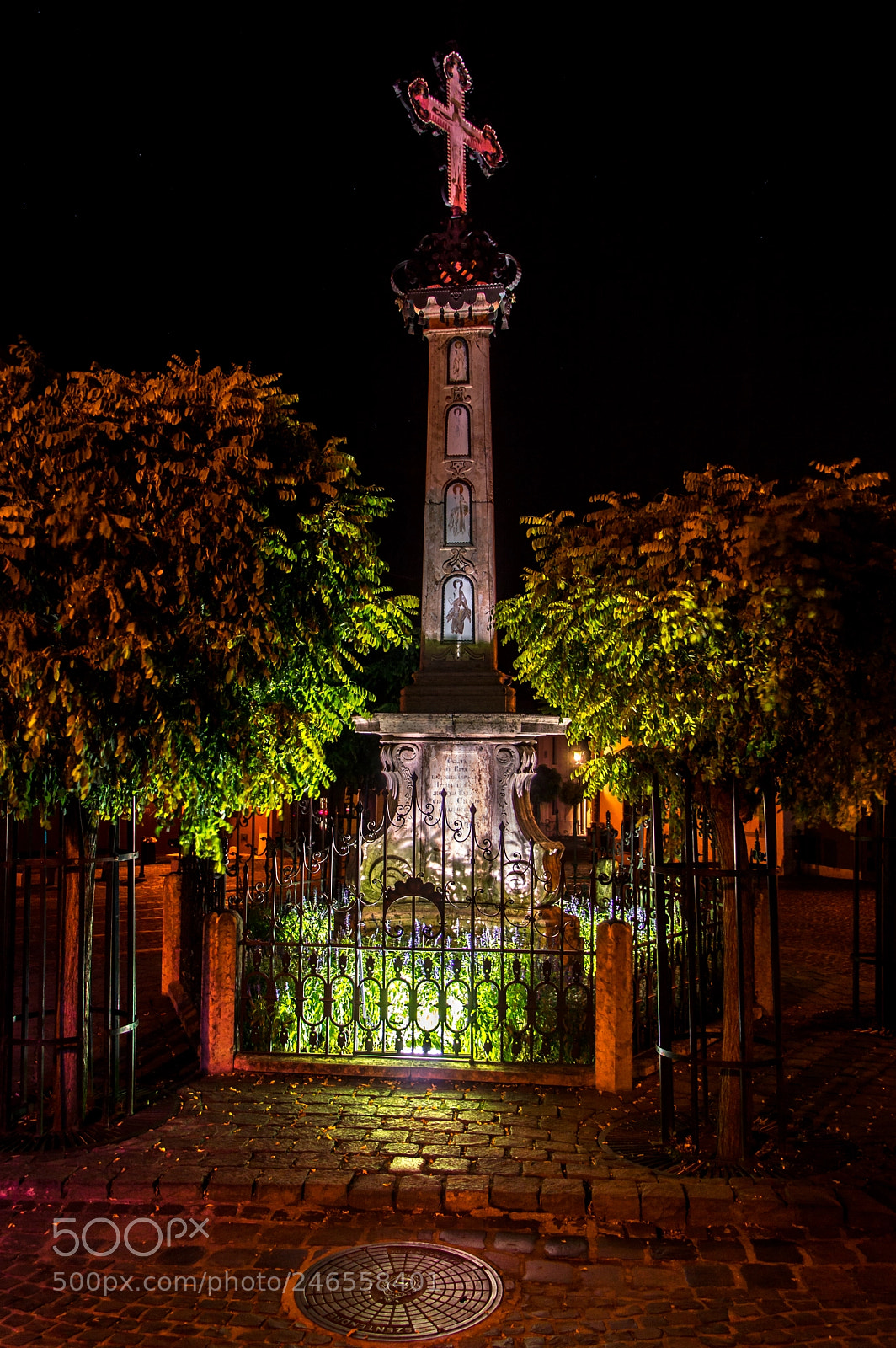 Nikon D3200 sample photo. Szentendre, cross monument photography