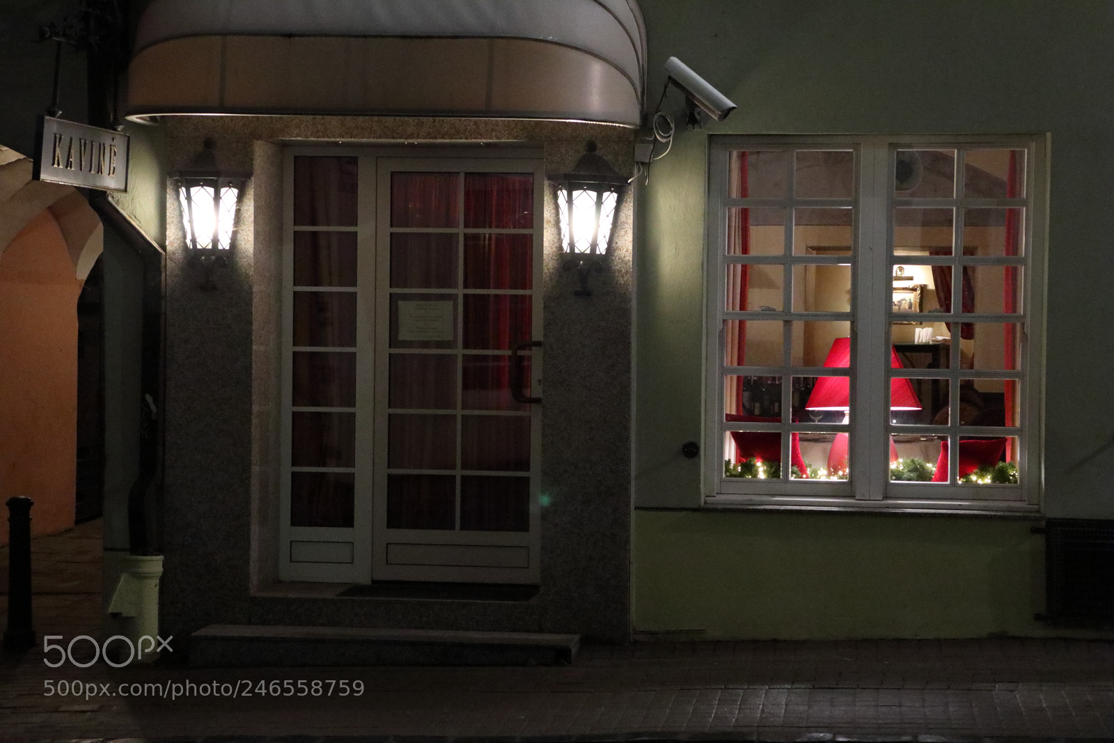 Canon EOS M5 sample photo. Cosy night light photography
