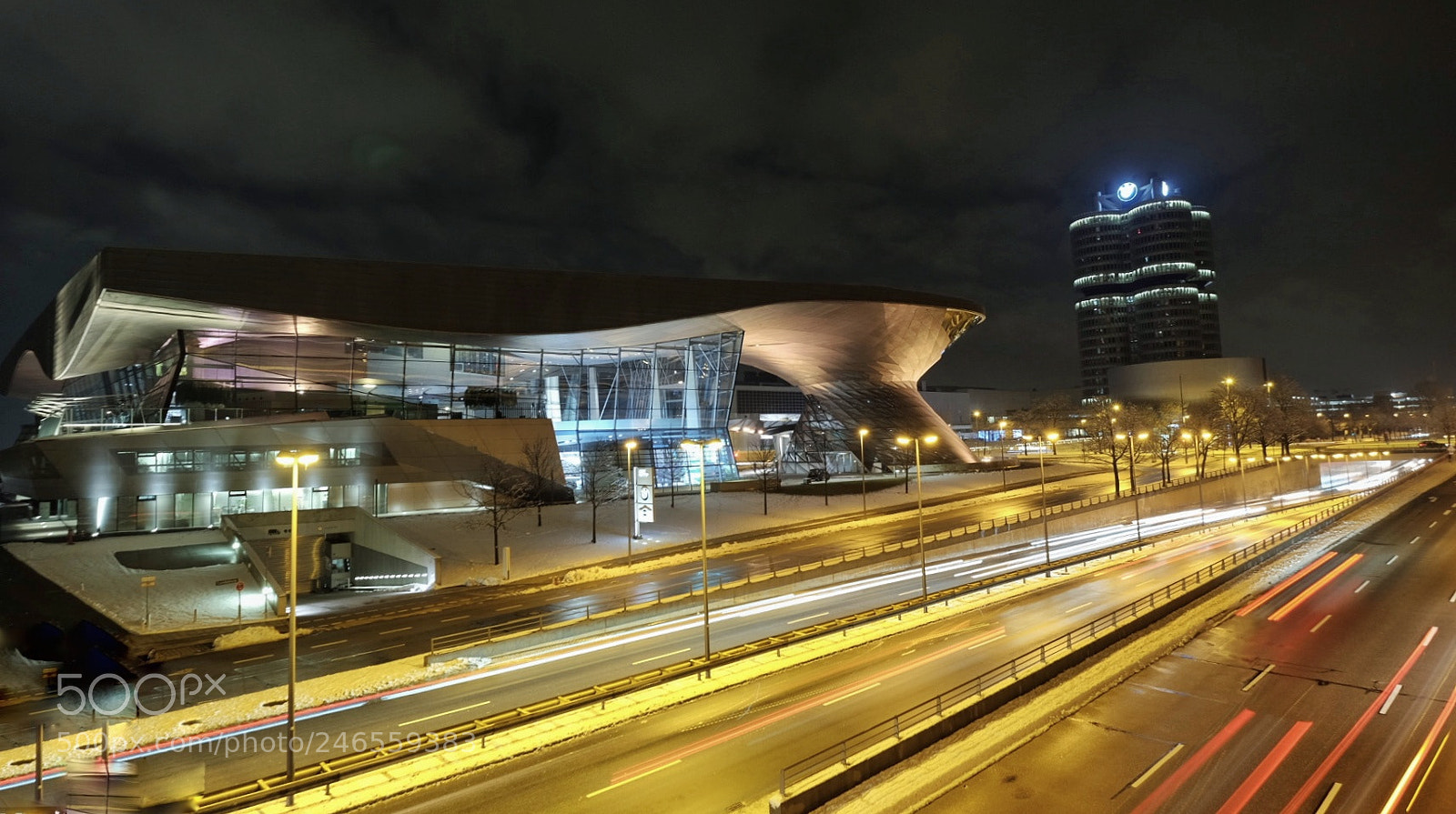 Fujifilm X-T1 sample photo. Bmw welt photography