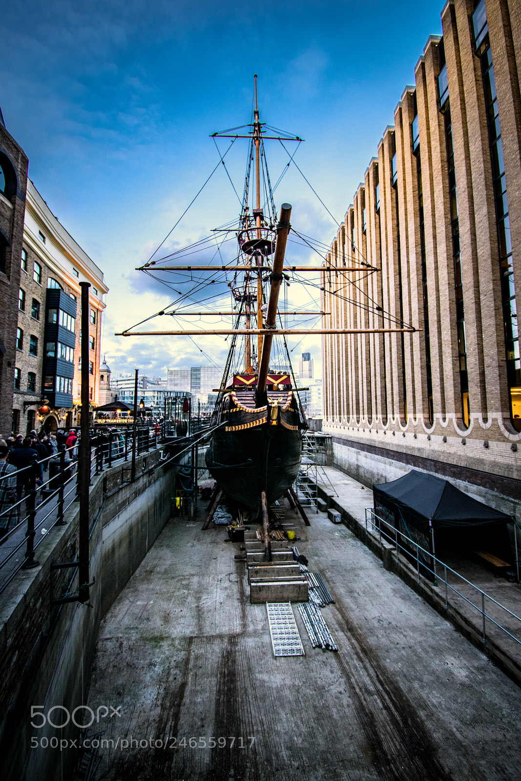 Nikon D3400 sample photo. Golden hind galleon photography