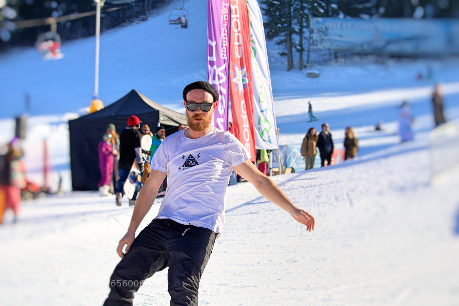 Canon EOS 750D (EOS Rebel T6i / EOS Kiss X8i) sample photo. Snowboarder photography