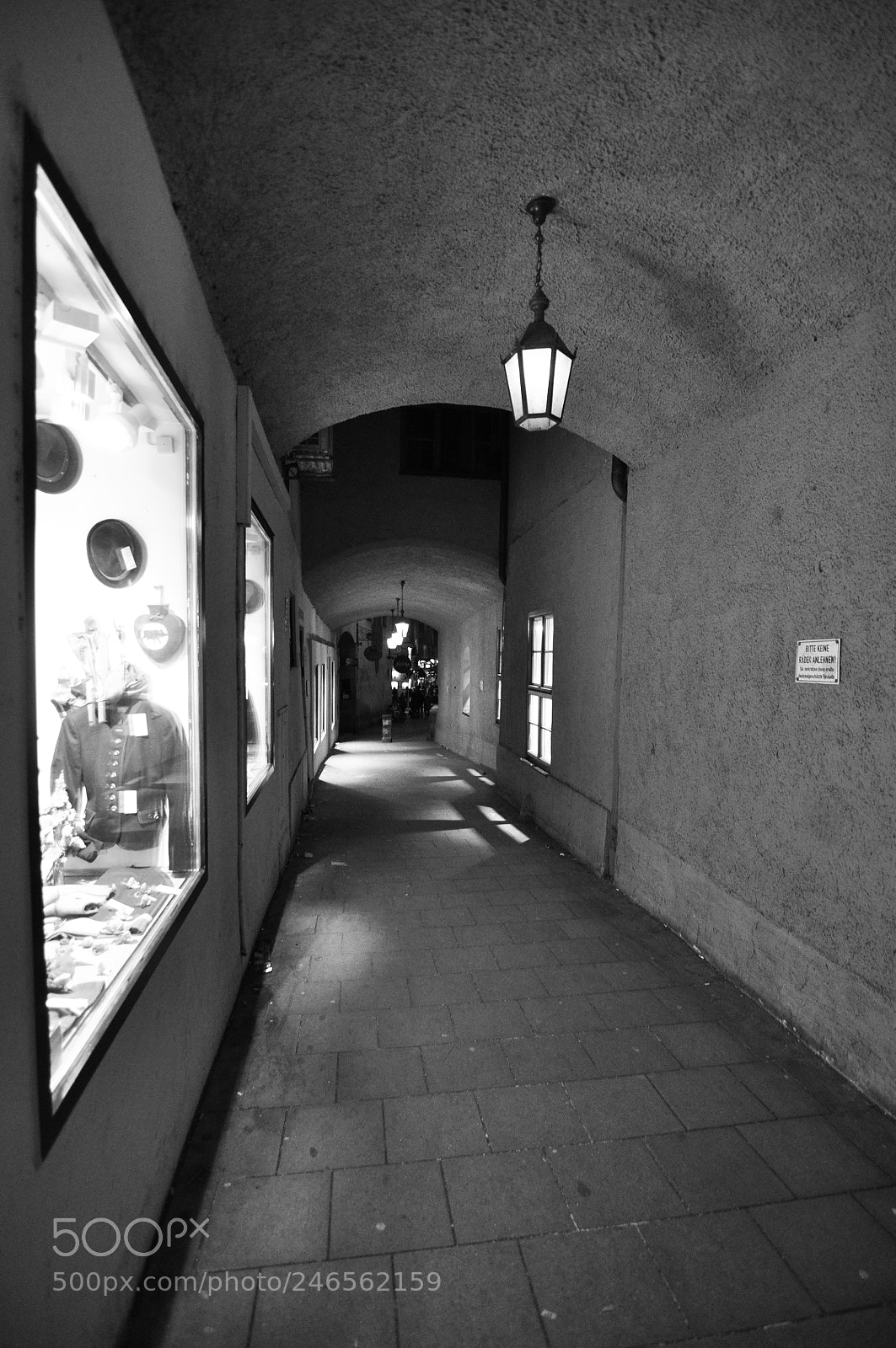 Nikon D90 sample photo. Munich's night photography