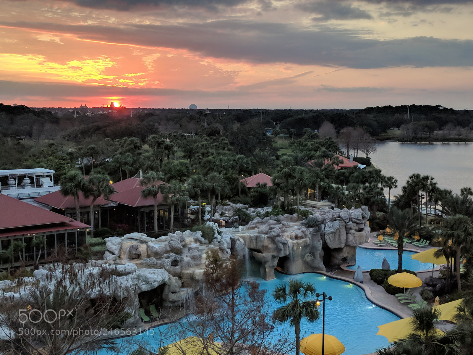 Google Pixel XL sample photo. Sunset @ disney worl photography