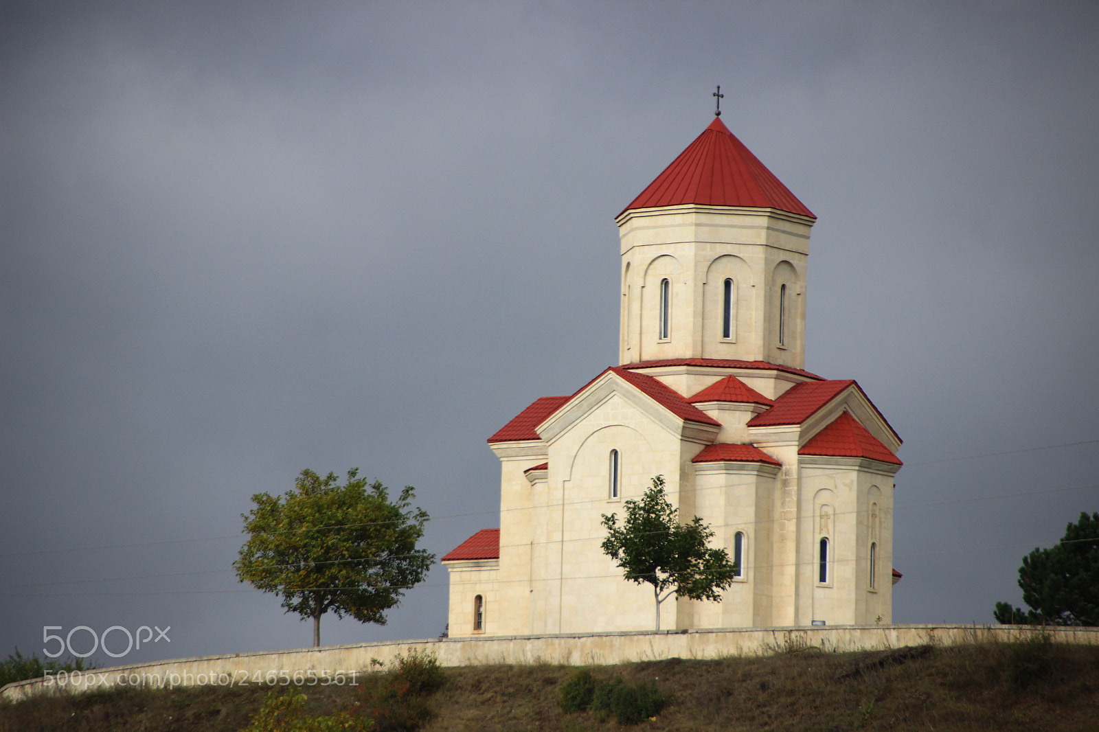 Canon EOS 600D (Rebel EOS T3i / EOS Kiss X5) sample photo. Beautiful church photography