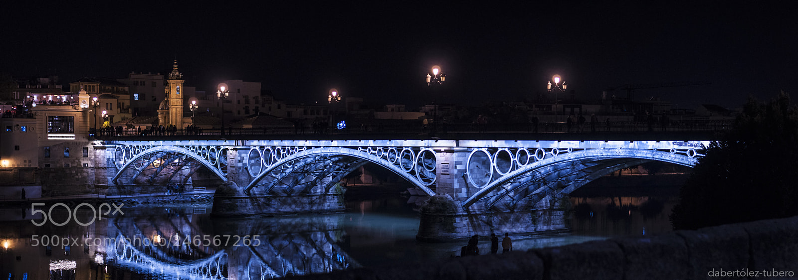 Nikon D90 sample photo. Triana de noche photography