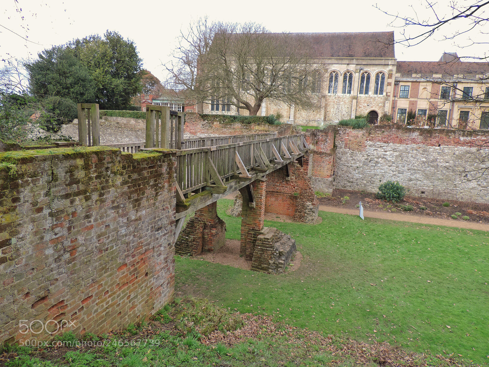 Nikon Coolpix P520 sample photo. Eltham palace photography