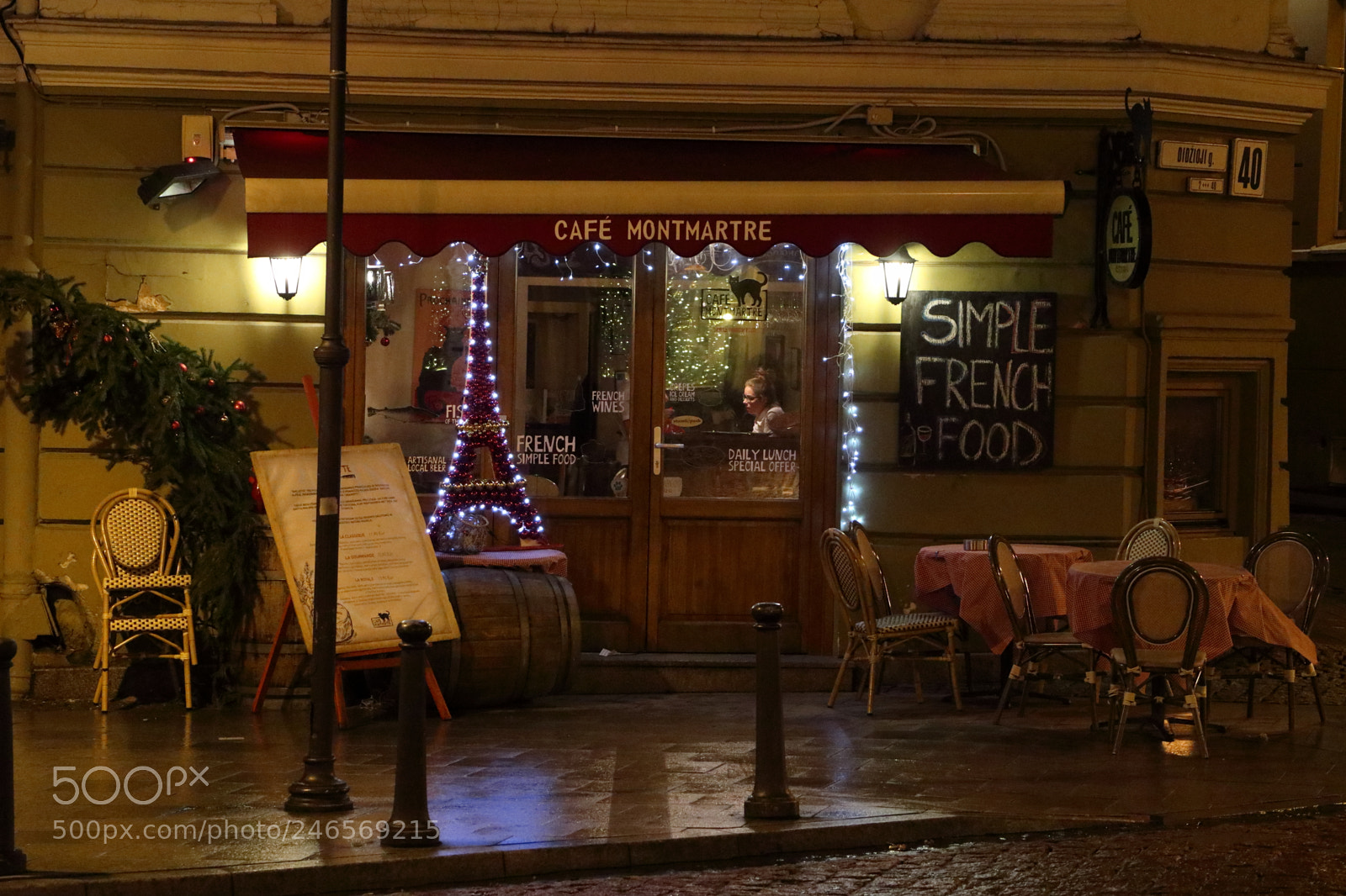 Canon EOS M5 sample photo. Paris in vilnius photography