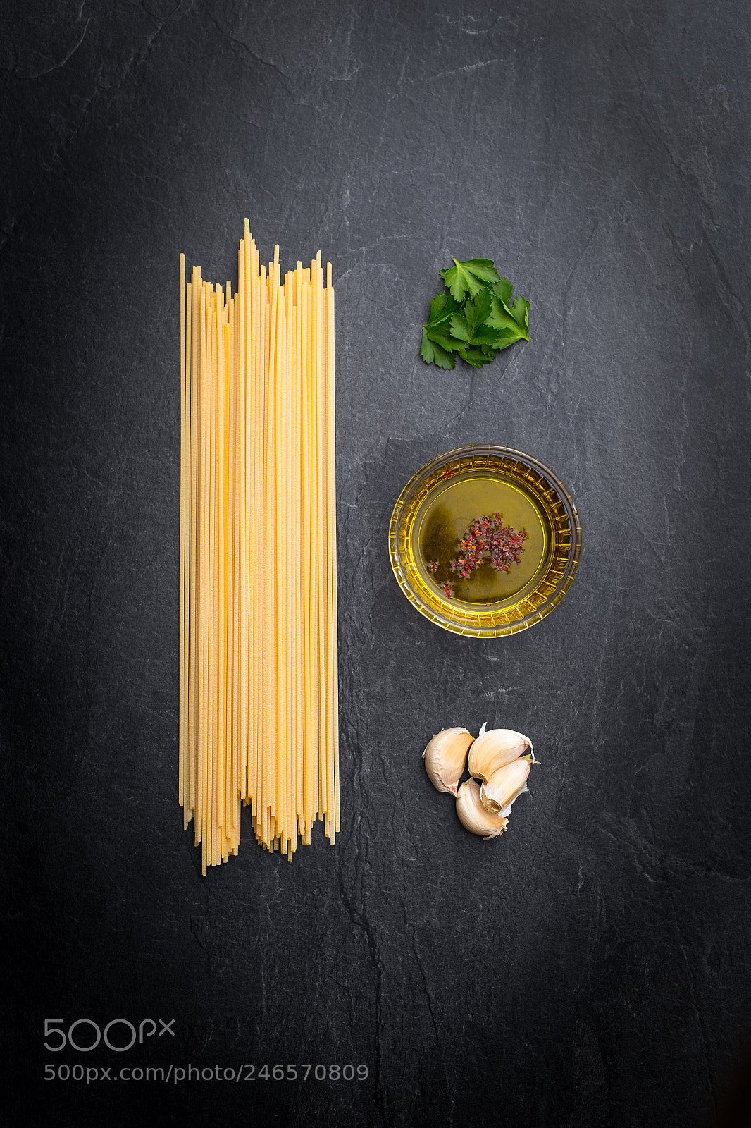 Canon EOS 6D sample photo. Spaghetti aglio e olio photography