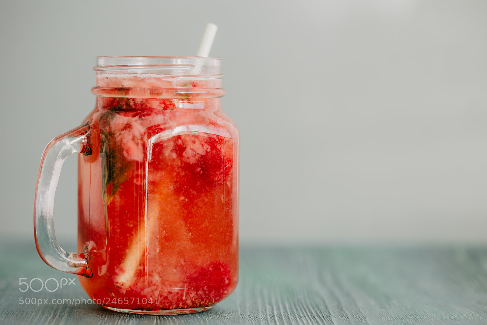 Canon EOS 6D sample photo. Jar with red smoothie photography