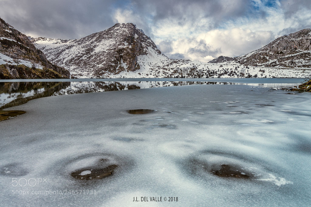 Nikon D800 sample photo. Lago enol photography