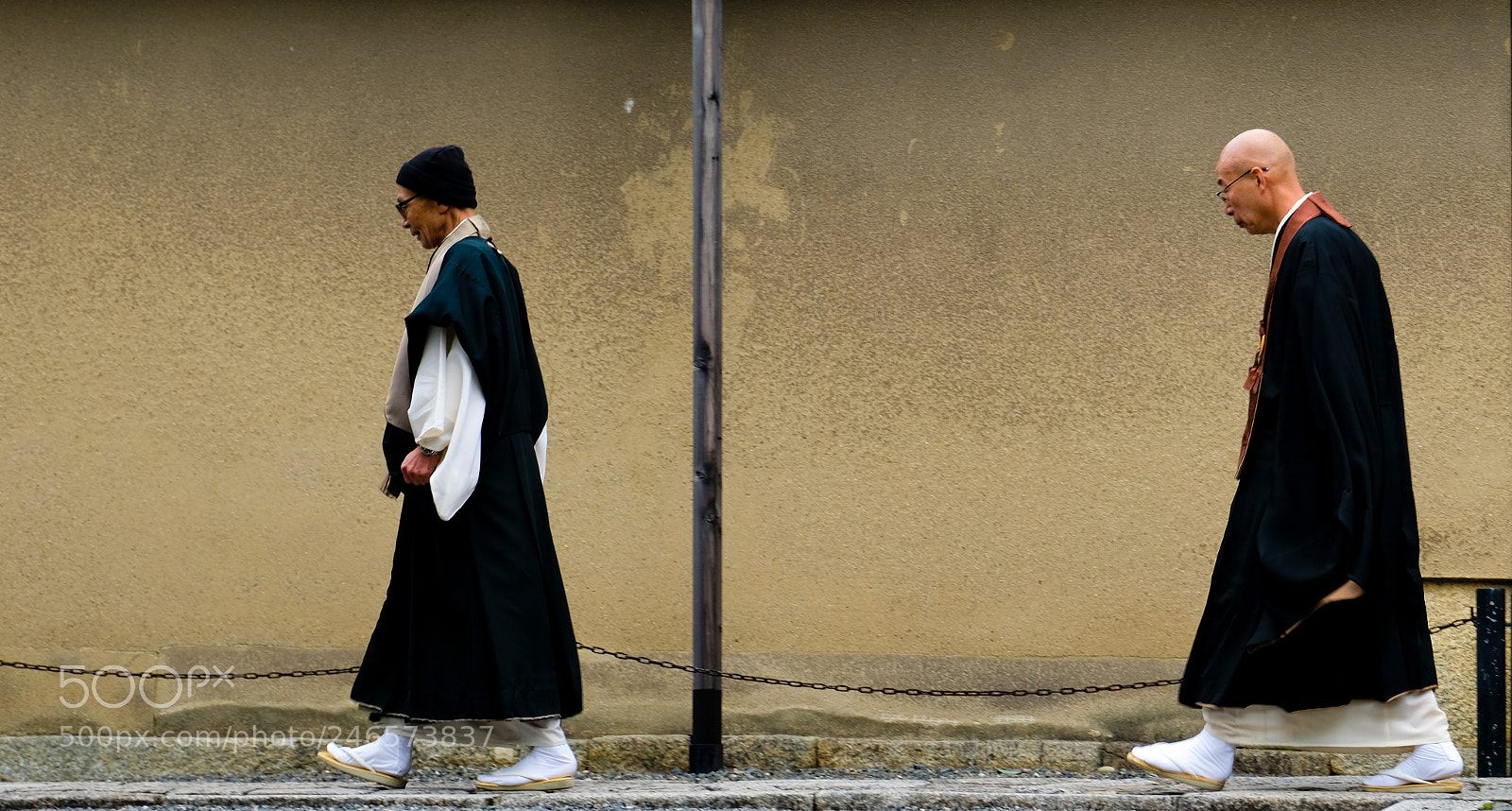 Fujifilm X-T20 sample photo. In the footsteps of photography