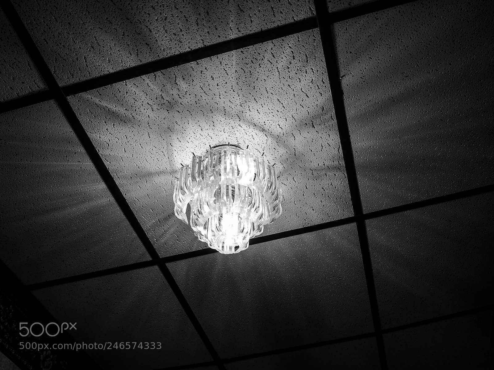 Olympus OM-D E-M10 II sample photo. The lamp photography