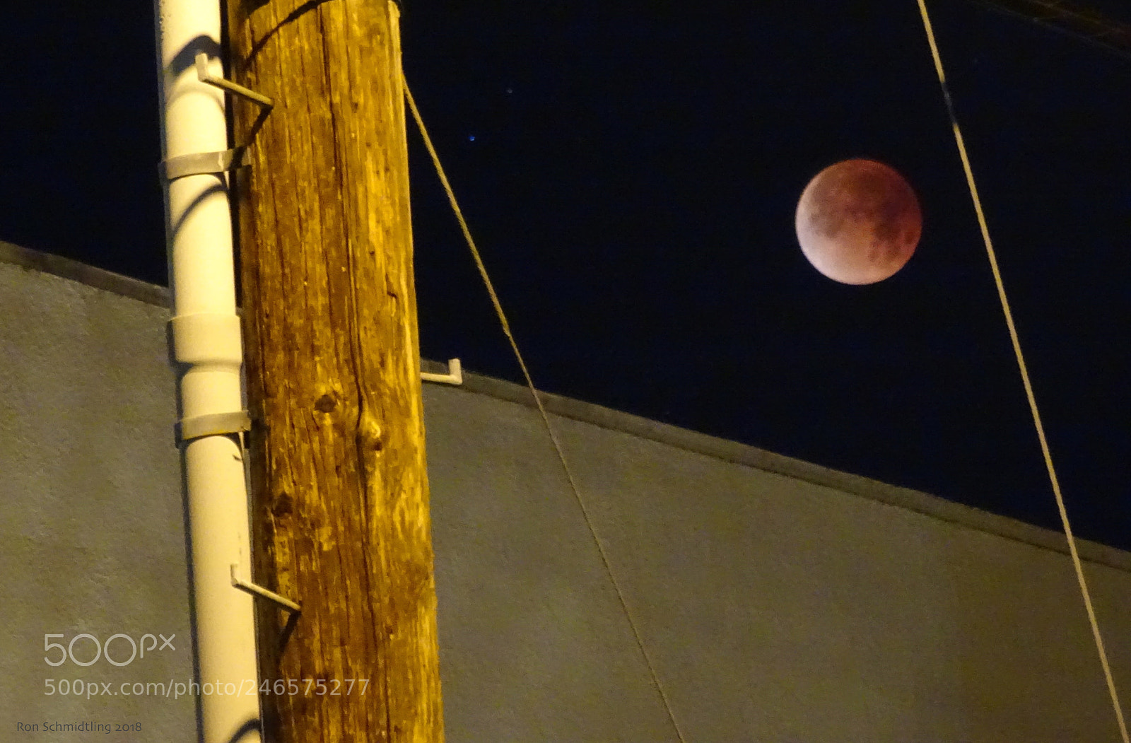 Sony Cyber-shot DSC-HX400V sample photo. Lunar eclipse before dawn photography