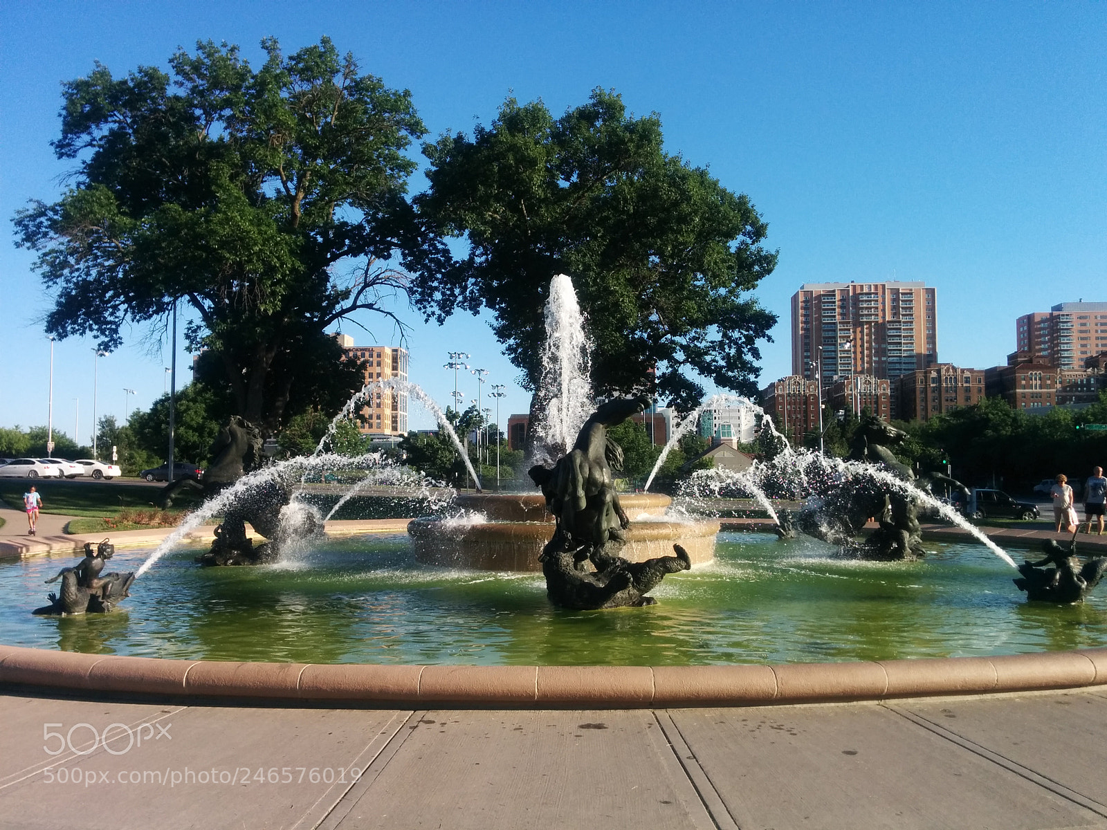 LG Nexus 5 sample photo. Fountain photography