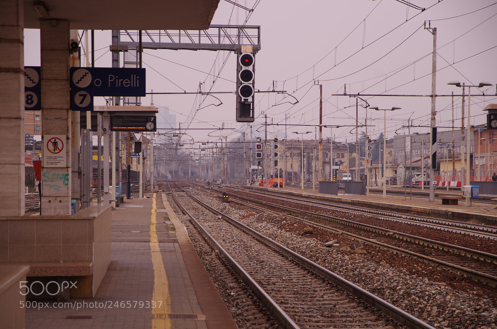Pentax K-50 sample photo. Post-industrial love photography