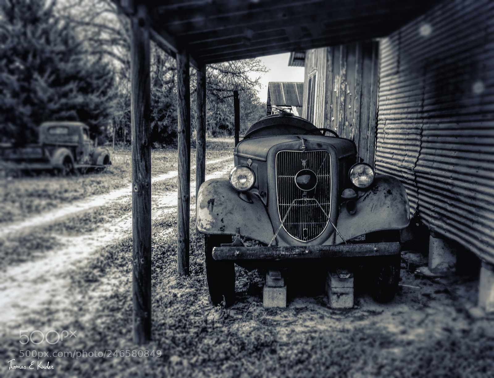 Nikon Coolpix P900 sample photo. Old fire truck photography
