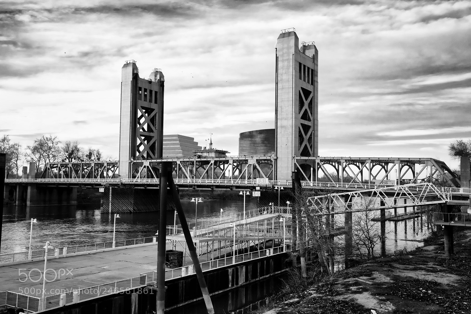 Sony a7 II sample photo. Sony 3652 bridge day bw photography