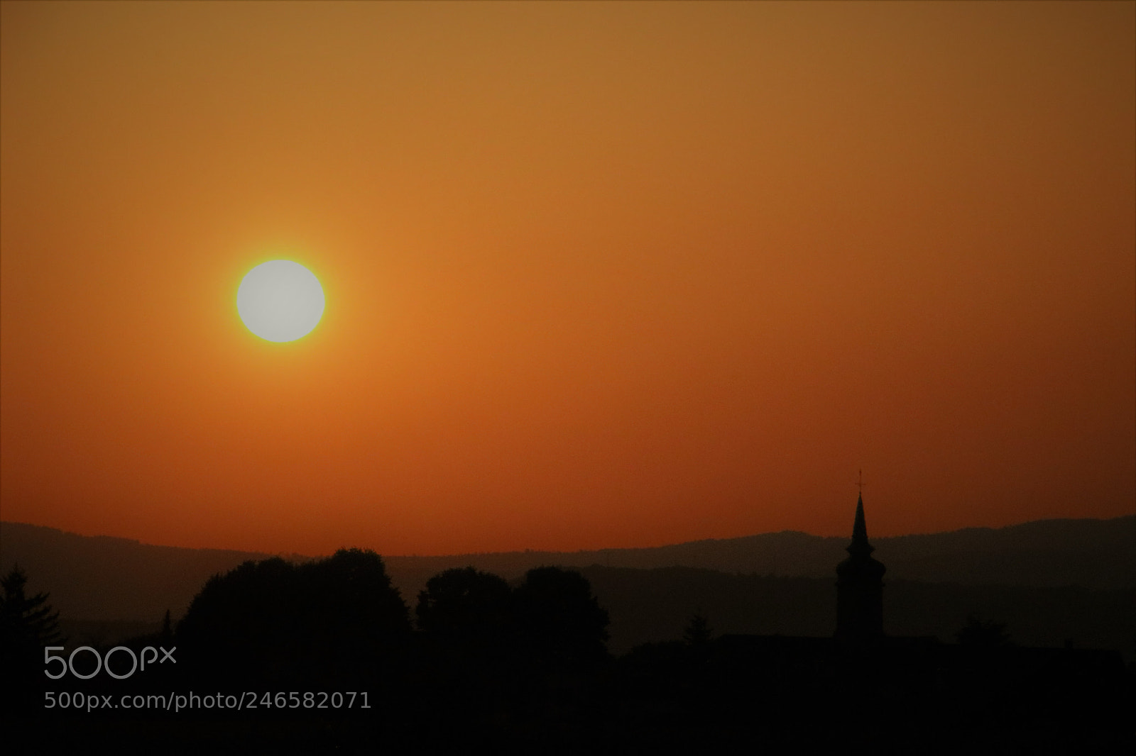 Canon EOS 760D (EOS Rebel T6s / EOS 8000D) sample photo. French village photography