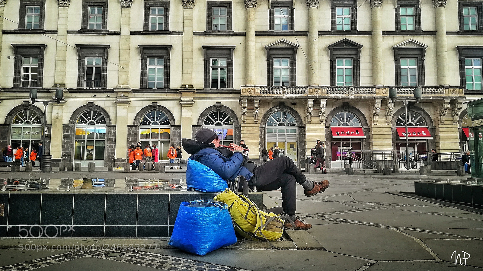 HUAWEI PRA-LX1 sample photo. Le joueur de flutte photography