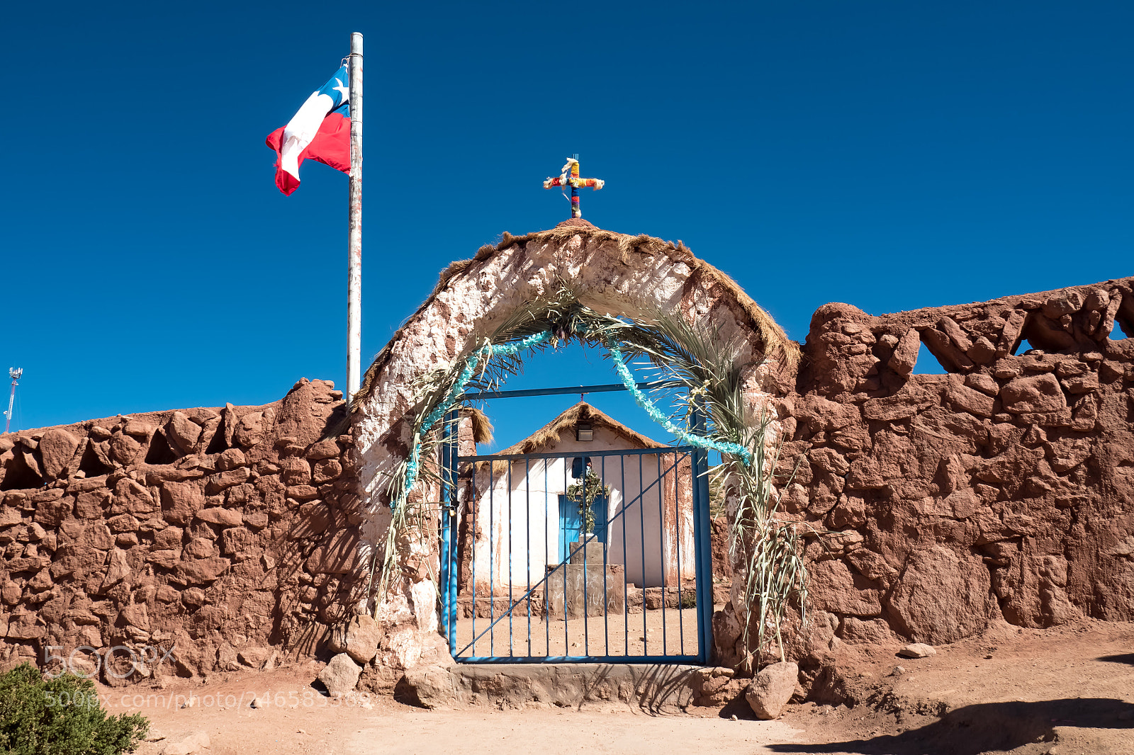 Olympus OM-D E-M5 II sample photo. Desert church photography