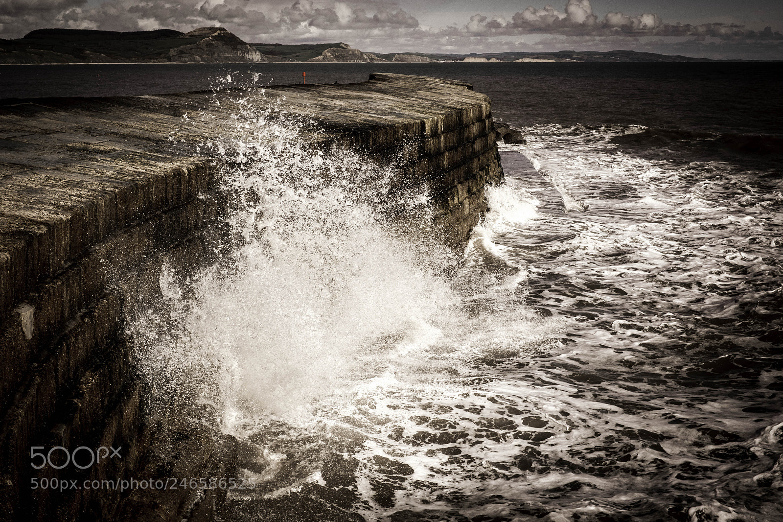Fujifilm X-T2 sample photo. The cobb harbour wall photography