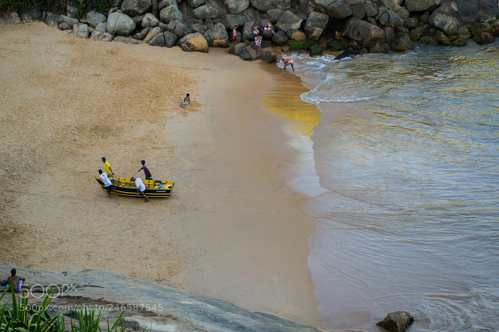 Nikon D3100 sample photo. Carring a boat photography